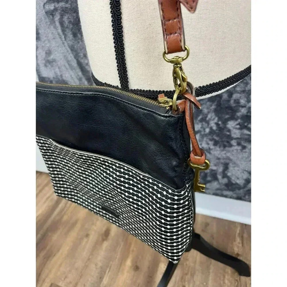 Fossil Fiona Crossbody Bag Black White Brown Adjustable Strap 11X9 Purse - Picture 2 of 12